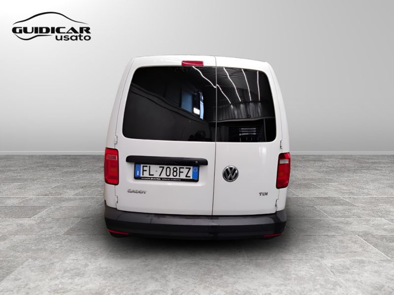GuidiCar - VOLKSWAGEN INDUSTRIALI Caddy 4ª serie 2017 Caddy 4ª serie - Caddy 2.0 TDI 102 CV Furgone Business Usato